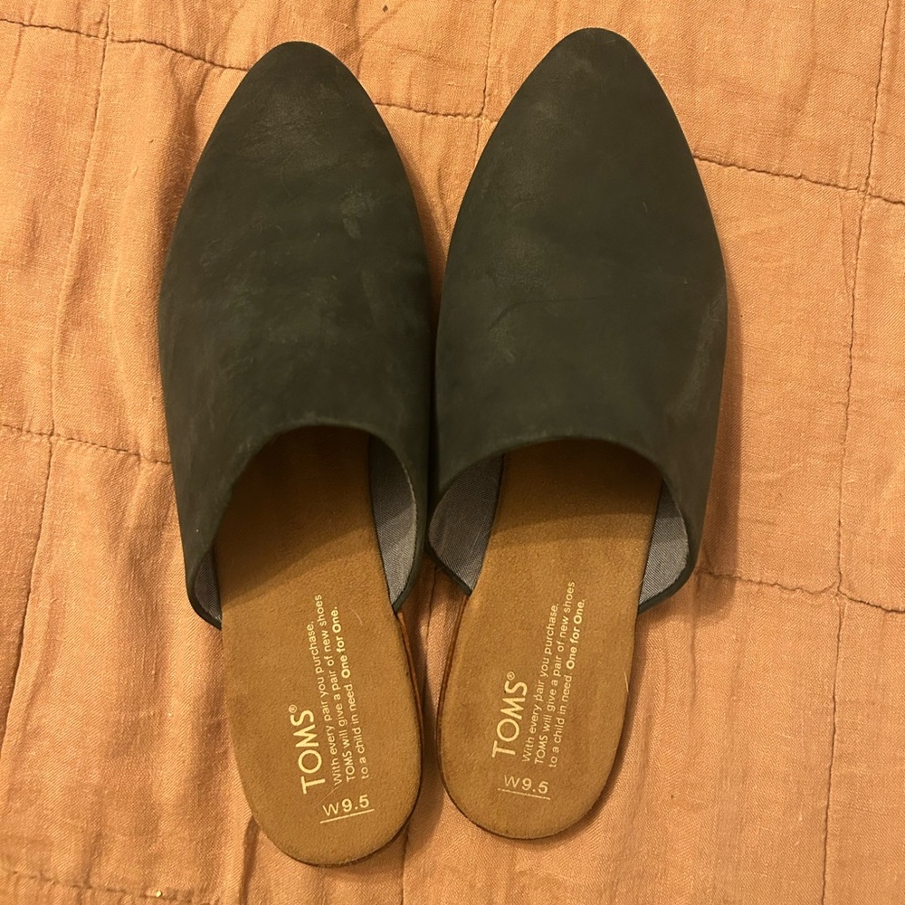 TOMS Women's Dark Gray Mules